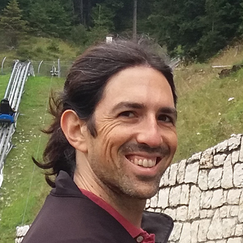 Photo of Ethan Schorer