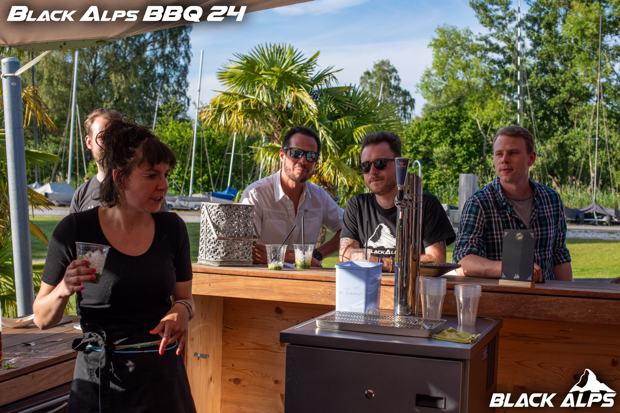 /img/se/ba-24/06-13_Black_Alps_BBQ_13.jpg
